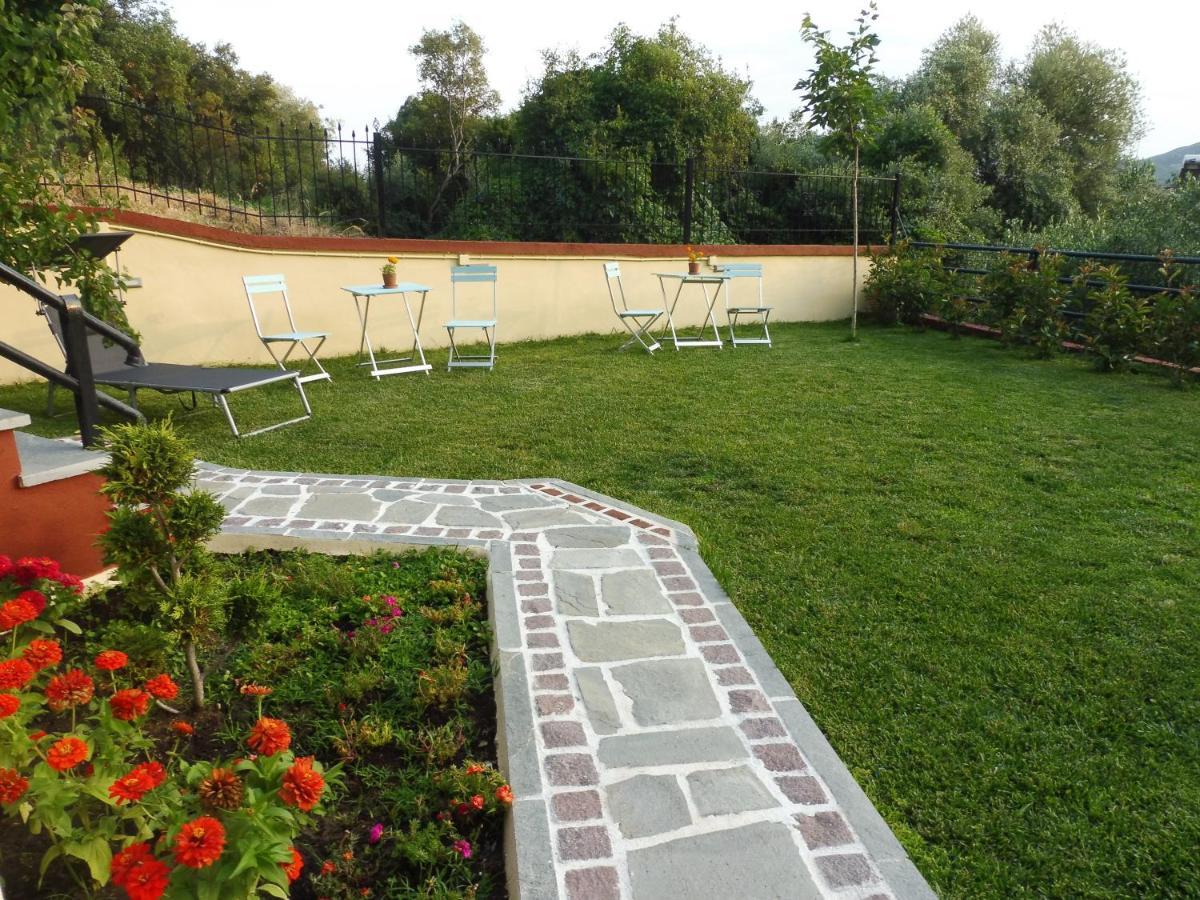 Helianthos Villa - Apartment No3 Kavala Esterno foto