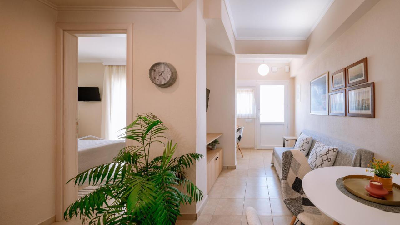 Helianthos Villa - Apartment No3 Kavala Esterno foto